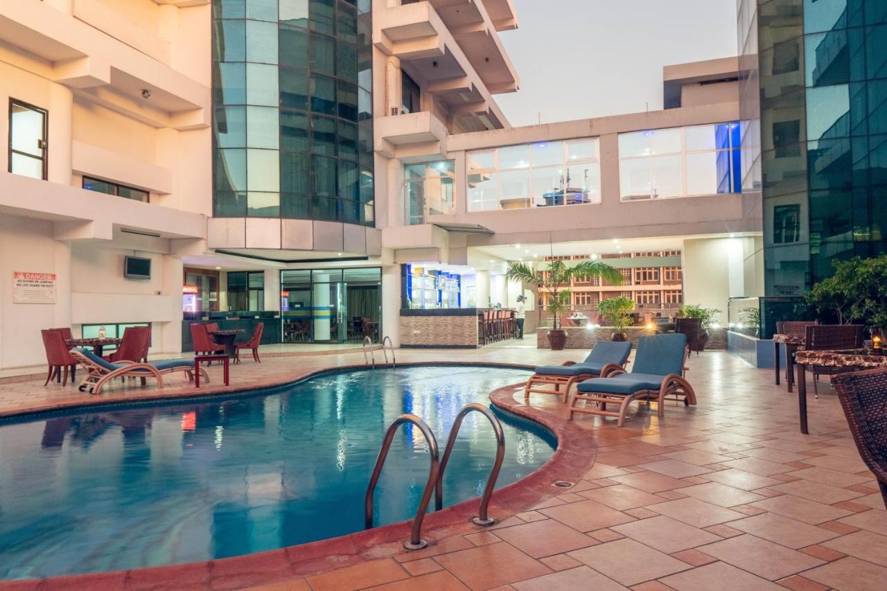 Peacock Hotel Dar es Salaam Exterior photo